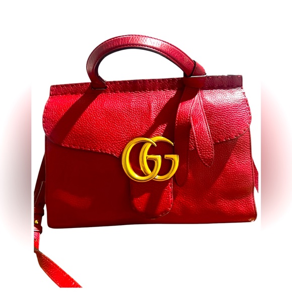 Gucci Calfskin Small GG Marmont Top Handle Bag in Vulcanic Red - Picture 2 of 16